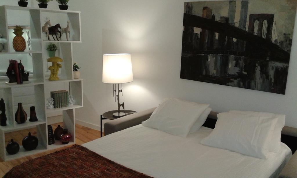 ליסבון Beautiful Studio In Historic Alfama חדר תמונה
